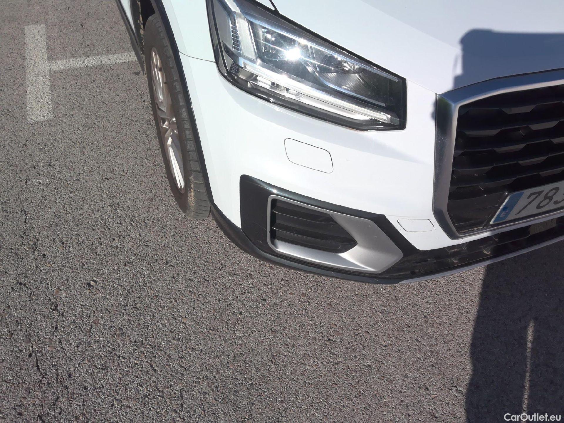  Audi  Q2 AUDI  / 2016 / 5P / todoterreno Design 30 TFSI 85kW (116CV) #5