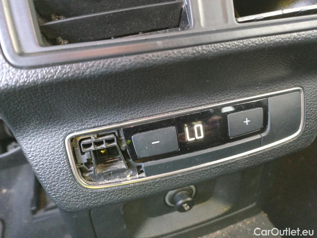  Audi  Q5 AUDI  / 2020 / 5P / todoterreno Black line 35 TDI 120kW S tronic #4