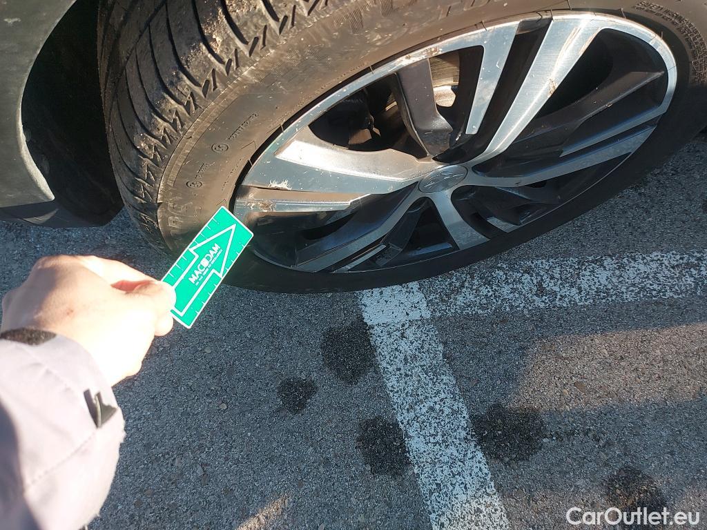  Peugeot  3008 PEUGEOT  / 2016 / 5P / todoterreno 1.2 PURETECH 96KW (130CV) ALLURE S&S #8