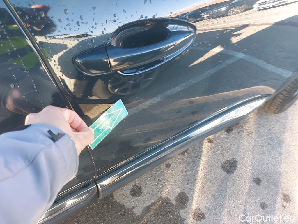  Peugeot  3008 PEUGEOT  / 2016 / 5P / todoterreno 1.2 PURETECH 96KW (130CV) ALLURE S&S #15