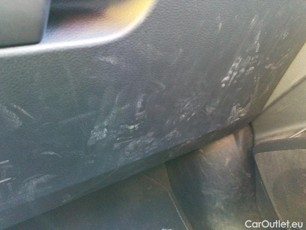  Audi  Q5 AUDI  / 2020 / 5P / todoterreno Black line 35 TDI 120kW S tronic #26