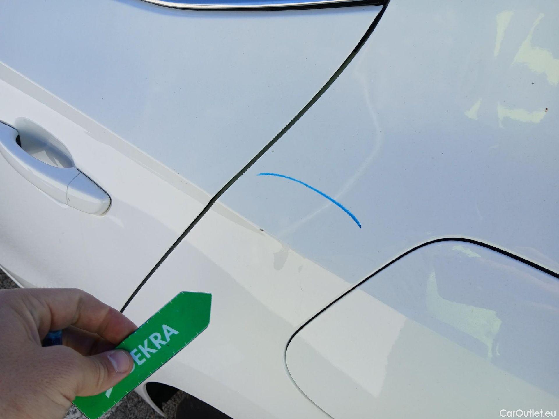  Opel  Corsa OPEL  1.2T XHL 74kW (100CV) Elegance #16