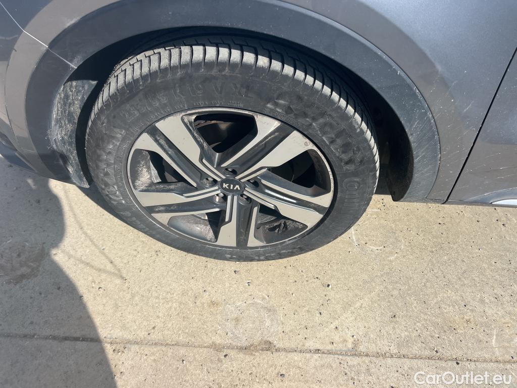  KIA  Sorento KIA  / 2020 / 5P / todoterreno 1.6 T-GDi HEV Drive 4x2 7pl #7