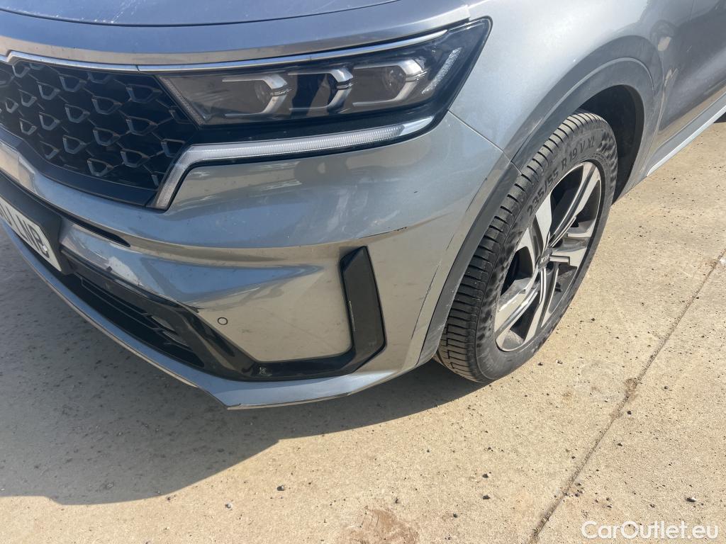  KIA  Sorento KIA  / 2020 / 5P / todoterreno 1.6 T-GDi HEV Drive 4x2 7pl #29