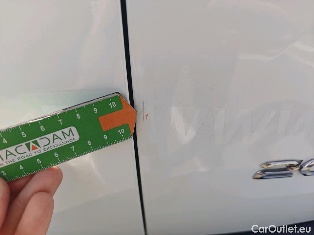  Peugeot  2008 PEUGEOT  / 2019 / 5P / todoterreno Allure BlueHDI 81kW (110CV) #49