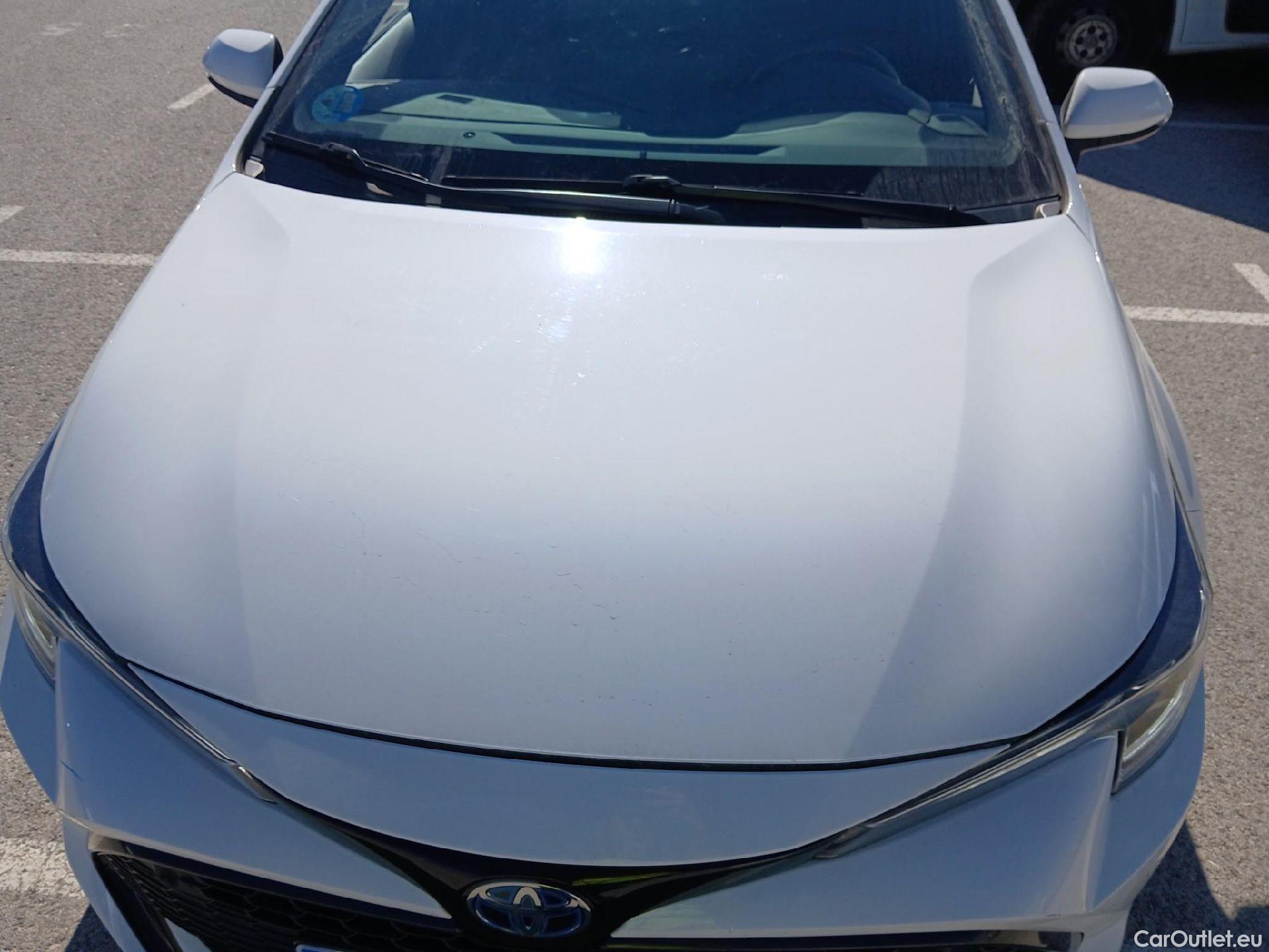  Toyota  Corolla TOYOTA  / 2019 / 5P / familiar 2.0 180H FEEL! E-CVT TOURING SPORT #10