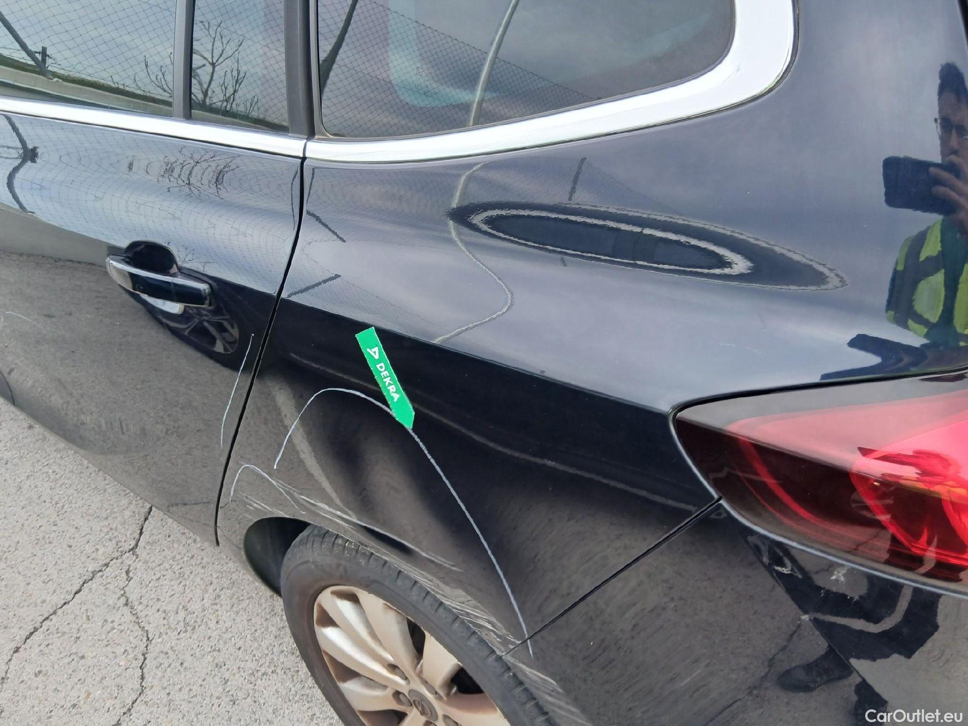  Opel  Zafira OPEL  5p 3G monovolumen compacto 1.6 CDTi S/S 99kW (134CV) Excellence 17 #25