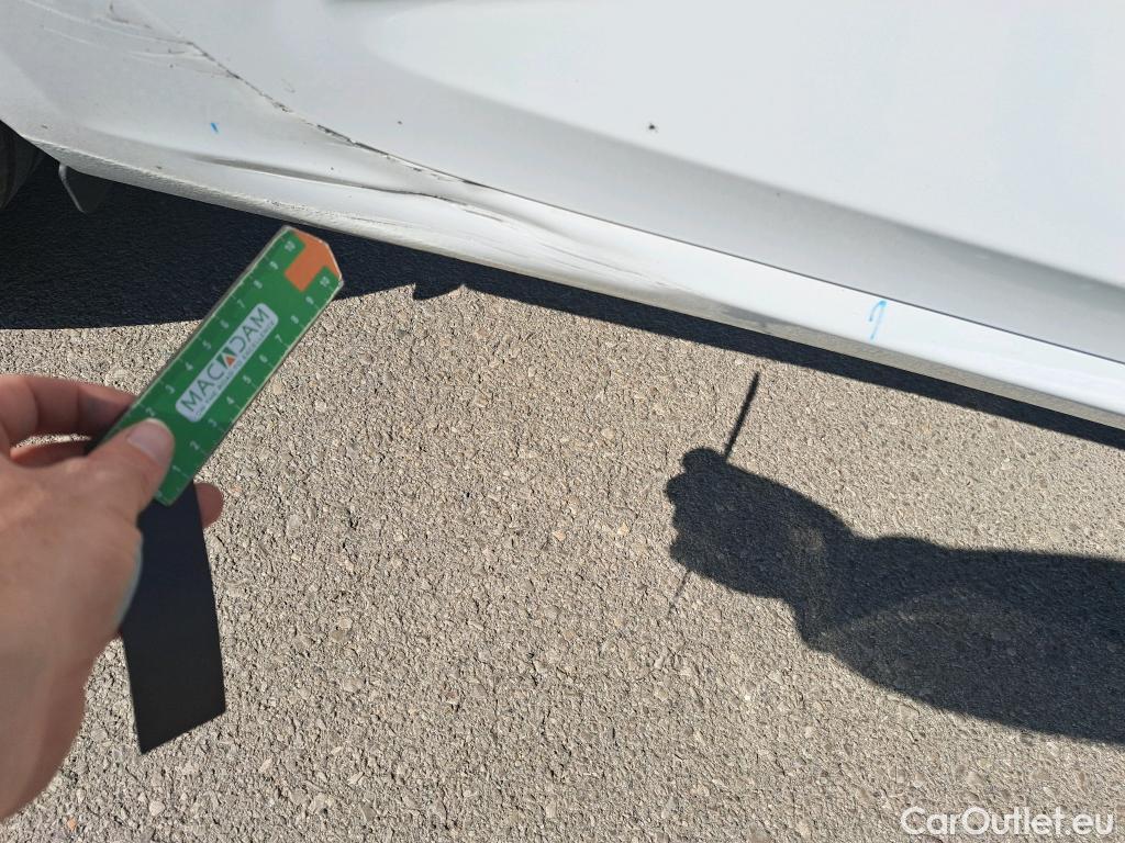  Renault  Megane RENAULT Mégane / 2020 / 5P / berlina con portón Intens Blue dCi 85 kW (115CV) #10