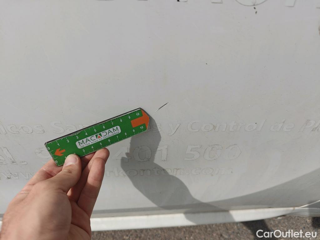  Peugeot  208 PEUGEOT  / 2015 / 5P / berlina con portón 5P ACTIVE BlueHDi 73kW (100CV) #20