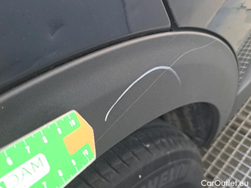  Peugeot  3008 PEUGEOT  / 2020 / 5P / todoterreno 1.5 BlueHDi 96kW (130CV) S&S Active Pack #43