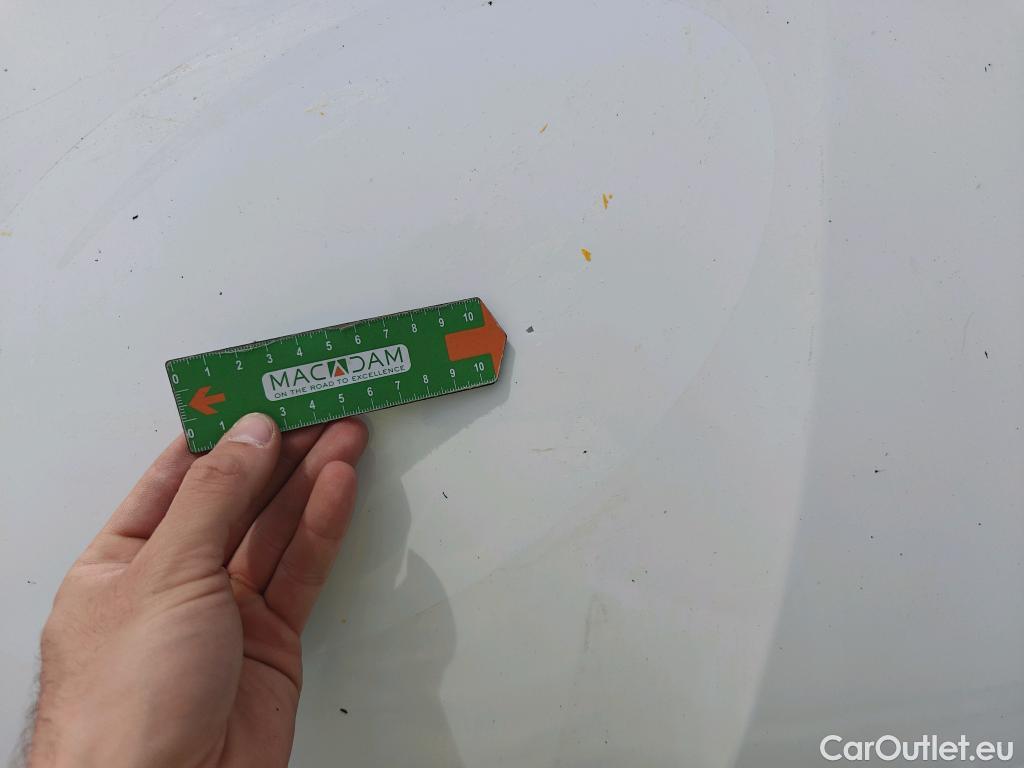  Peugeot  208 PEUGEOT  / 2015 / 5P / berlina con portón 5P ACTIVE BlueHDi 73kW (100CV) #7