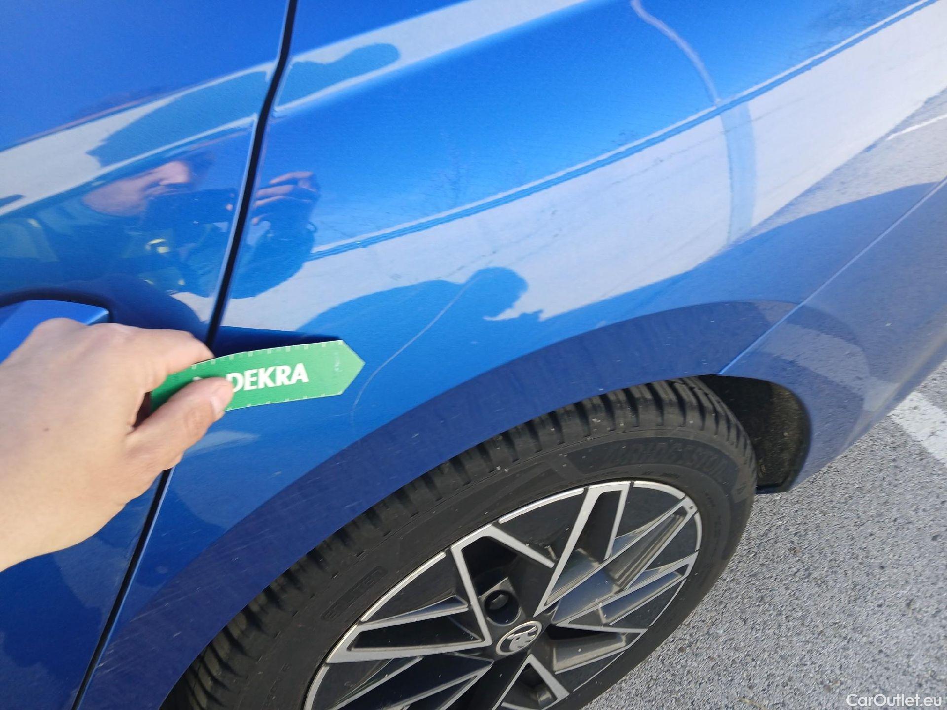  Skoda  Octavia SKODA  / 2020 / 5P / berlina con portón 1.5 TSI 96kW (130CV) DSG G-TEC Ambition #14