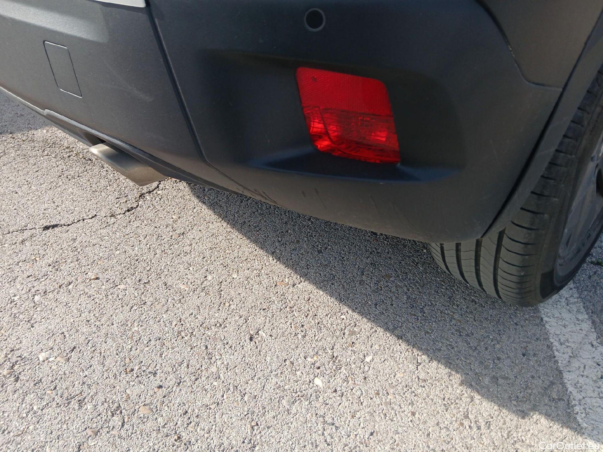  Peugeot  2008 PEUGEOT  / 2019 / 5P / todoterreno Active Pack BlueHDI 81kW (110CV) #13