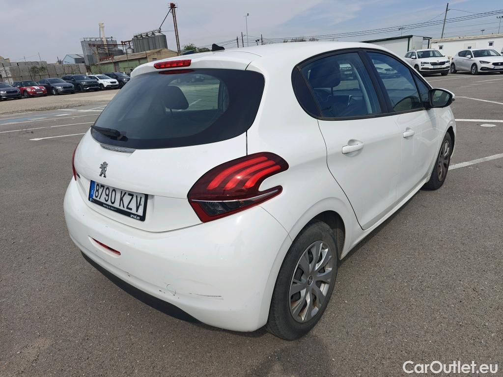  Peugeot  208 PEUGEOT  / 2015 / 5P / berlina con portón 5P ACTIVE BlueHDi 73kW (100CV) #26