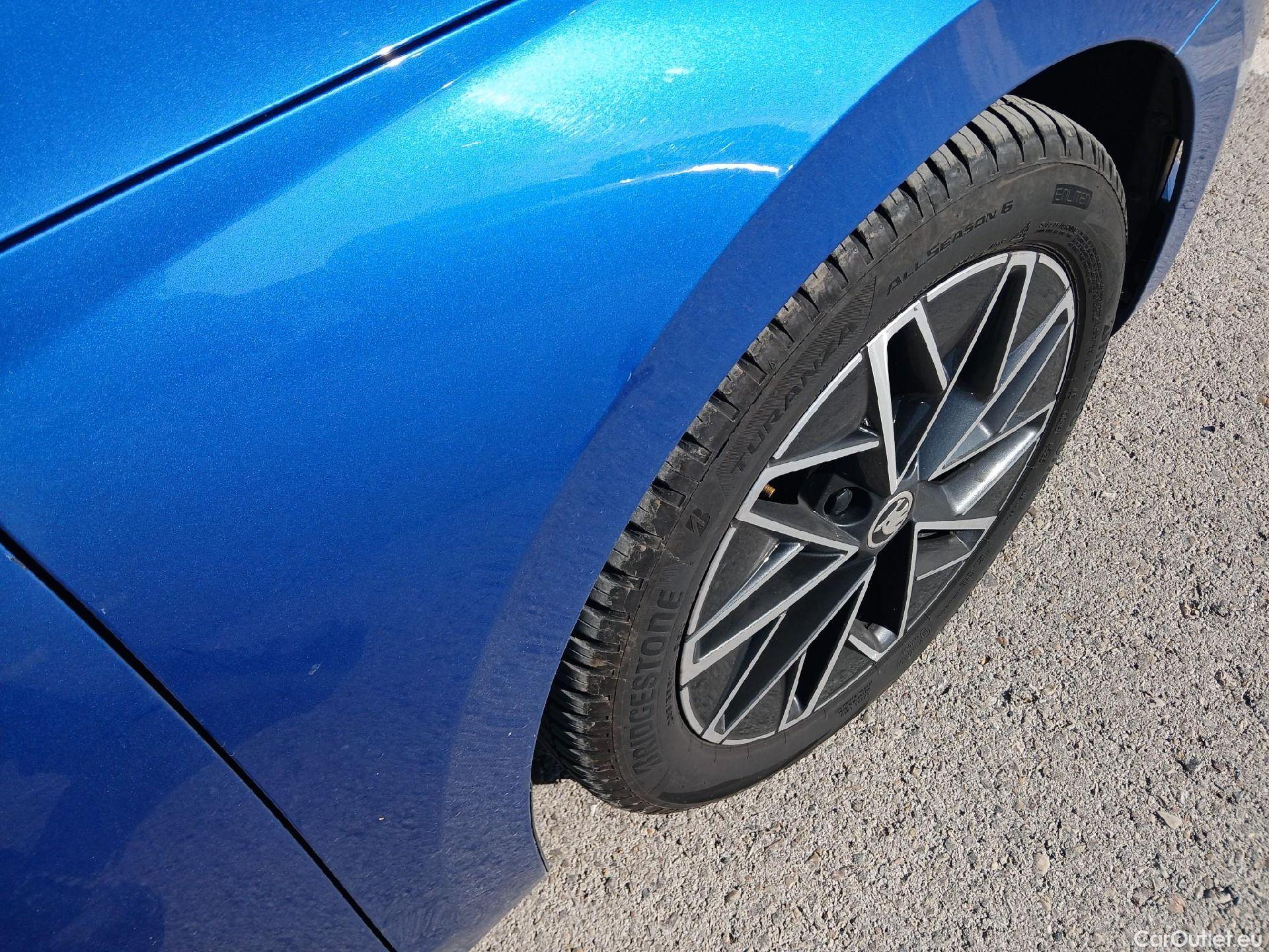  Skoda  Octavia SKODA  / 2020 / 5P / berlina con portón 1.5 TSI 96kW (130CV) DSG G-TEC Ambition #22