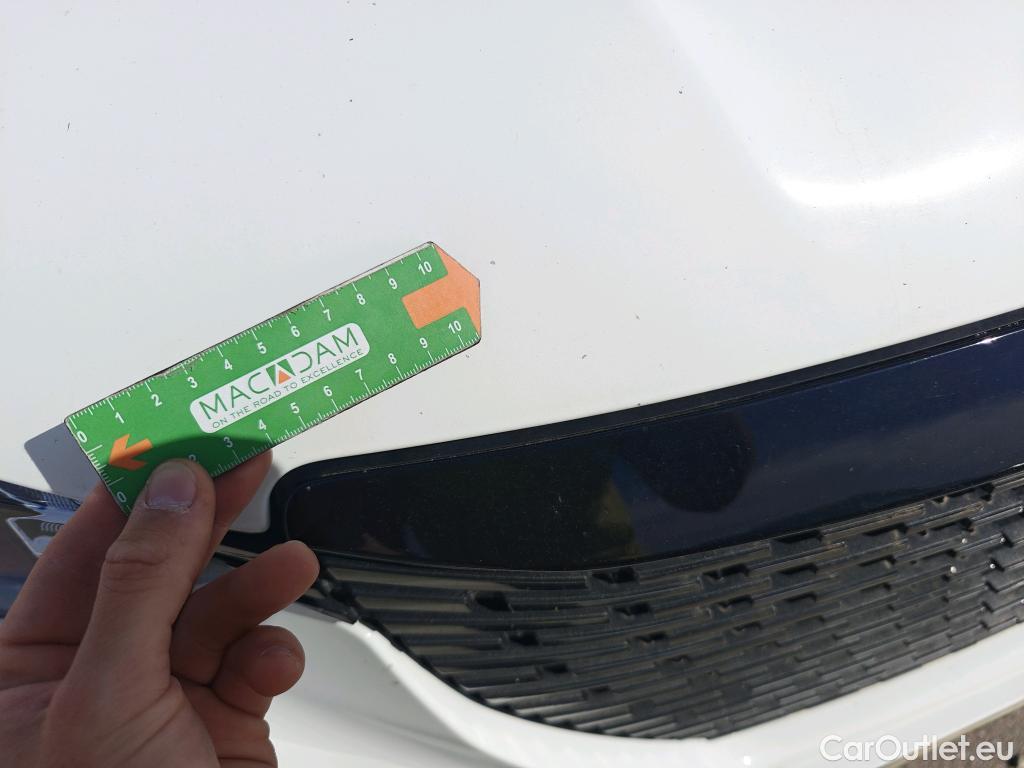  Peugeot  2008 PEUGEOT  / 2019 / 5P / todoterreno Allure BlueHDI 81kW (110CV) #46