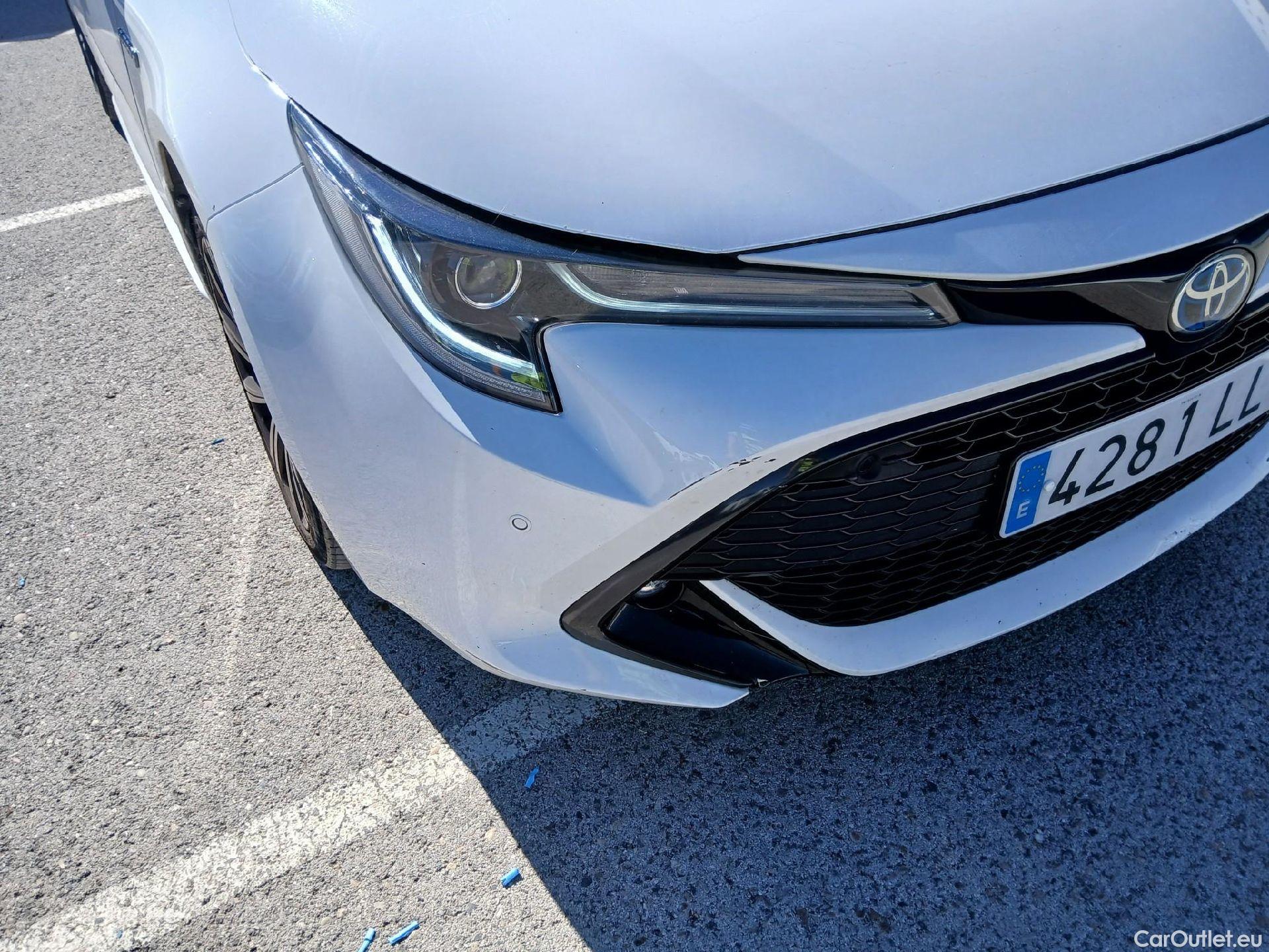  Toyota  Corolla TOYOTA  / 2019 / 5P / familiar 2.0 180H FEEL! E-CVT TOURING SPORT #5
