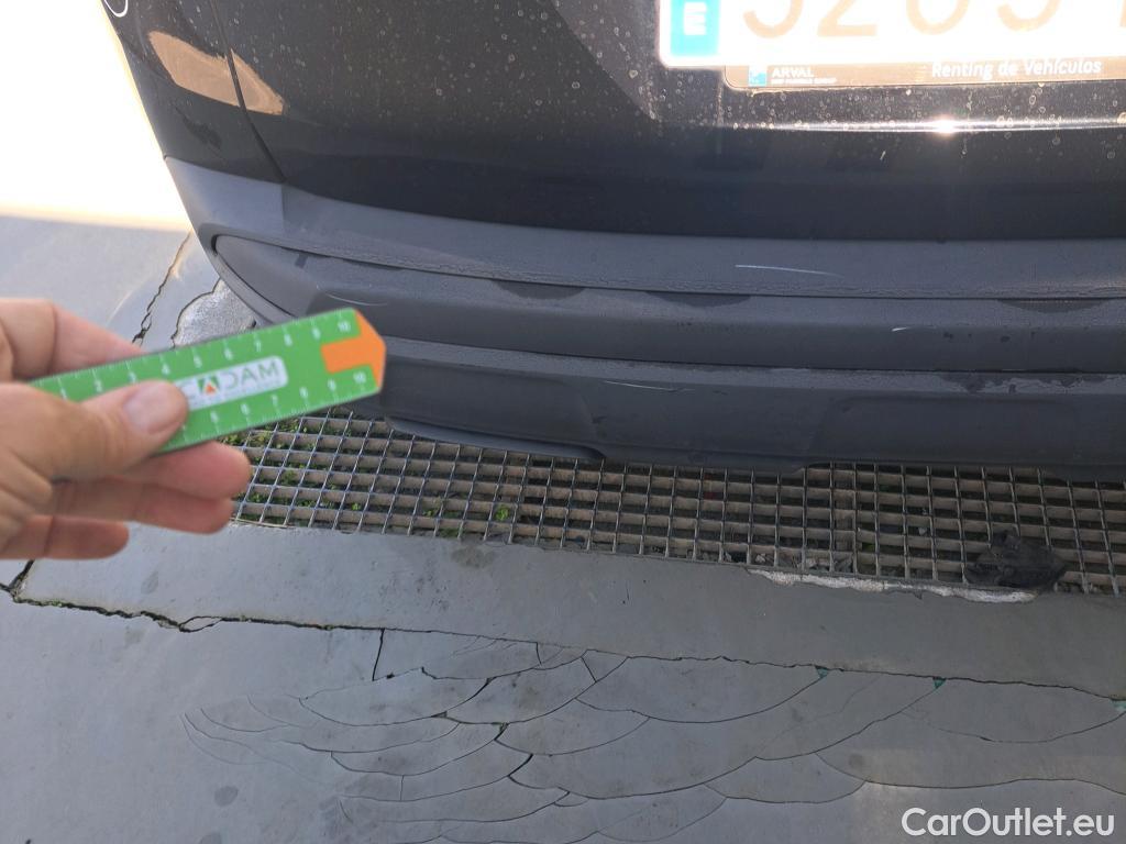  Peugeot  3008 PEUGEOT  / 2020 / 5P / todoterreno 1.5 BlueHDi 96kW (130CV) S&S Active Pack #33