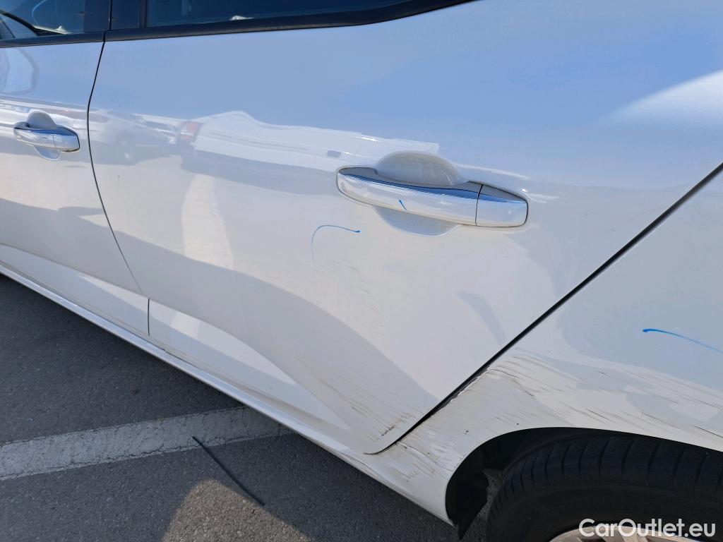  Renault  Megane RENAULT Mégane / 2020 / 5P / berlina con portón Intens Blue dCi 85 kW (115CV) #43