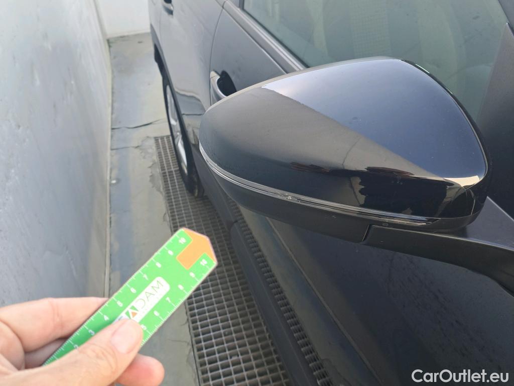  Peugeot  3008 PEUGEOT  / 2020 / 5P / todoterreno 1.5 BlueHDi 96kW (130CV) S&S Active Pack #50