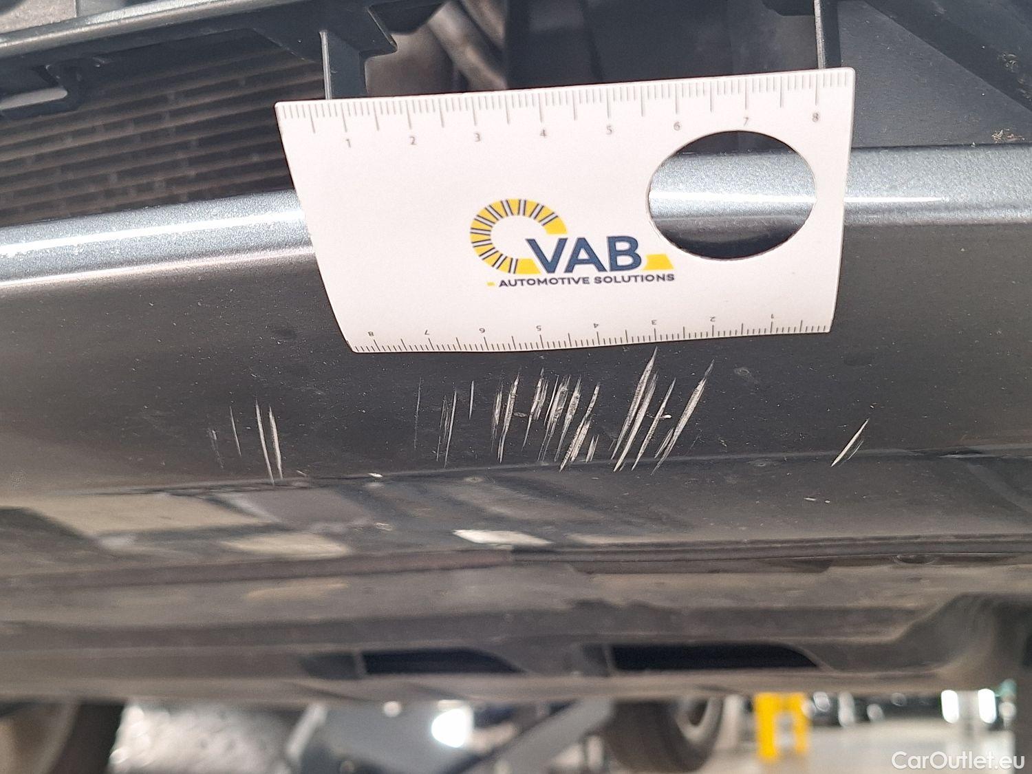  Audi  Q3 Audi,  '18 PHEV, Audi  45 TFSI e S tronic S Line 5d #9