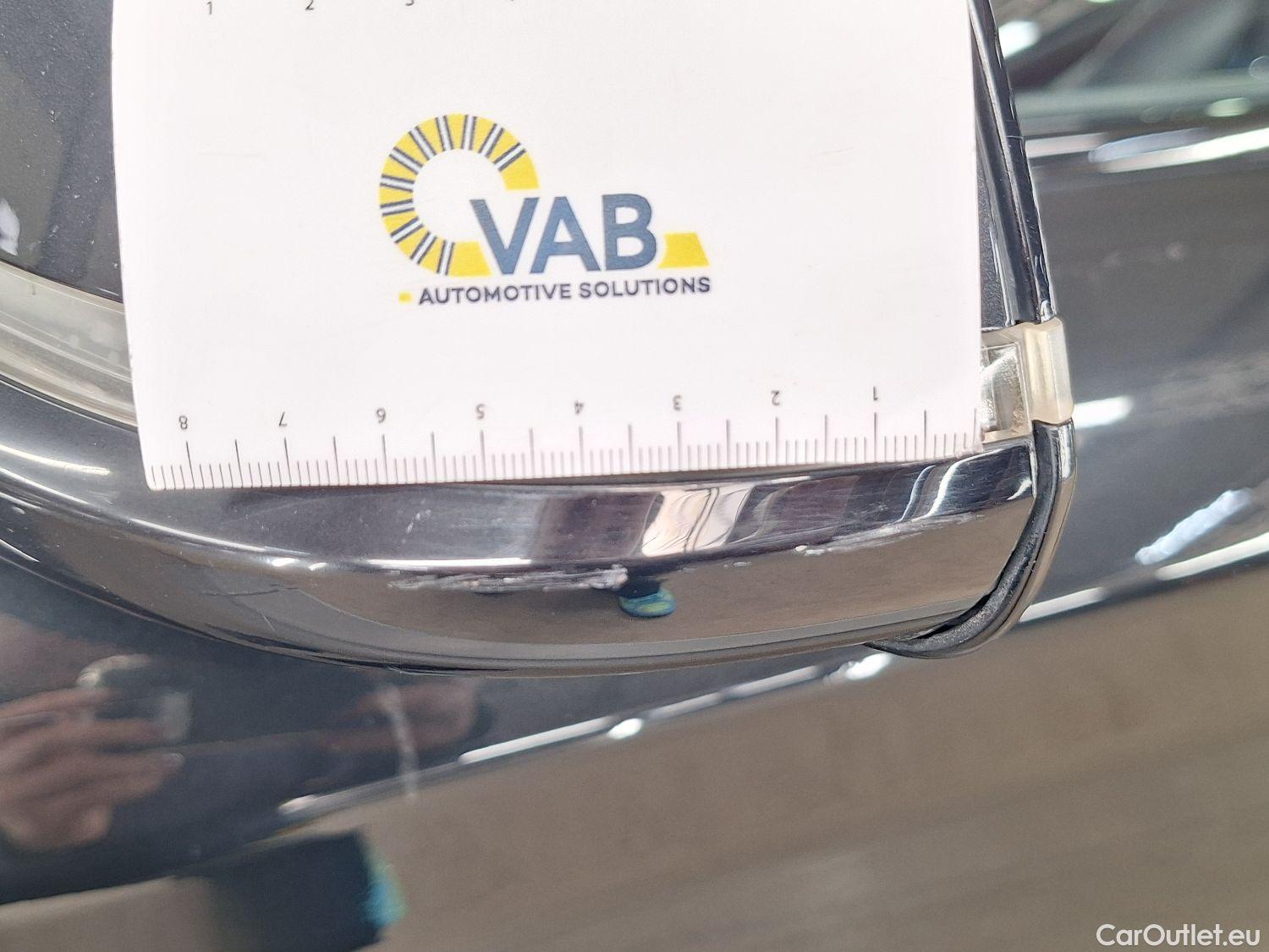  Bmw  Serie 1 BMW, 1-serie '15, BMW 1 Reeks Hatch 118d (110 kW) Aut. 5d #46