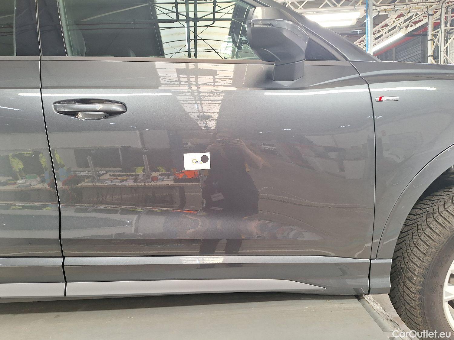  Audi  Q3 Audi,  '18 PHEV, Audi  45 TFSI e S tronic S Line 5d #18