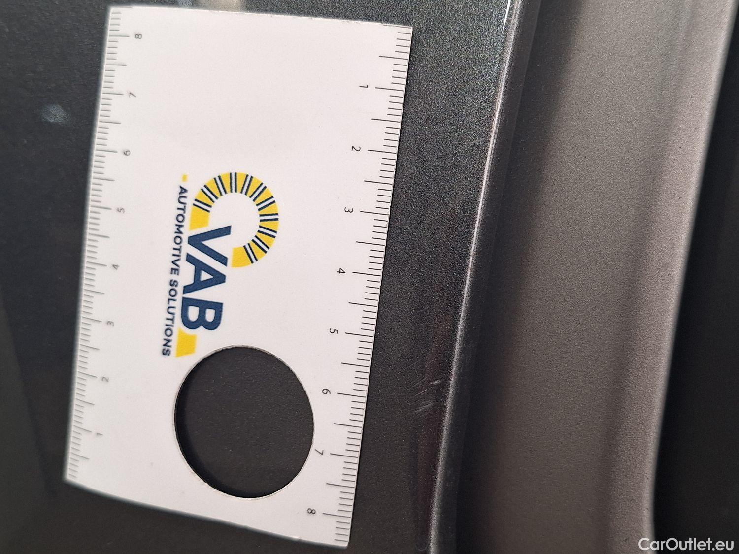  Audi  Q3 Audi,  '18 PHEV, Audi  45 TFSI e S tronic S Line 5d #3