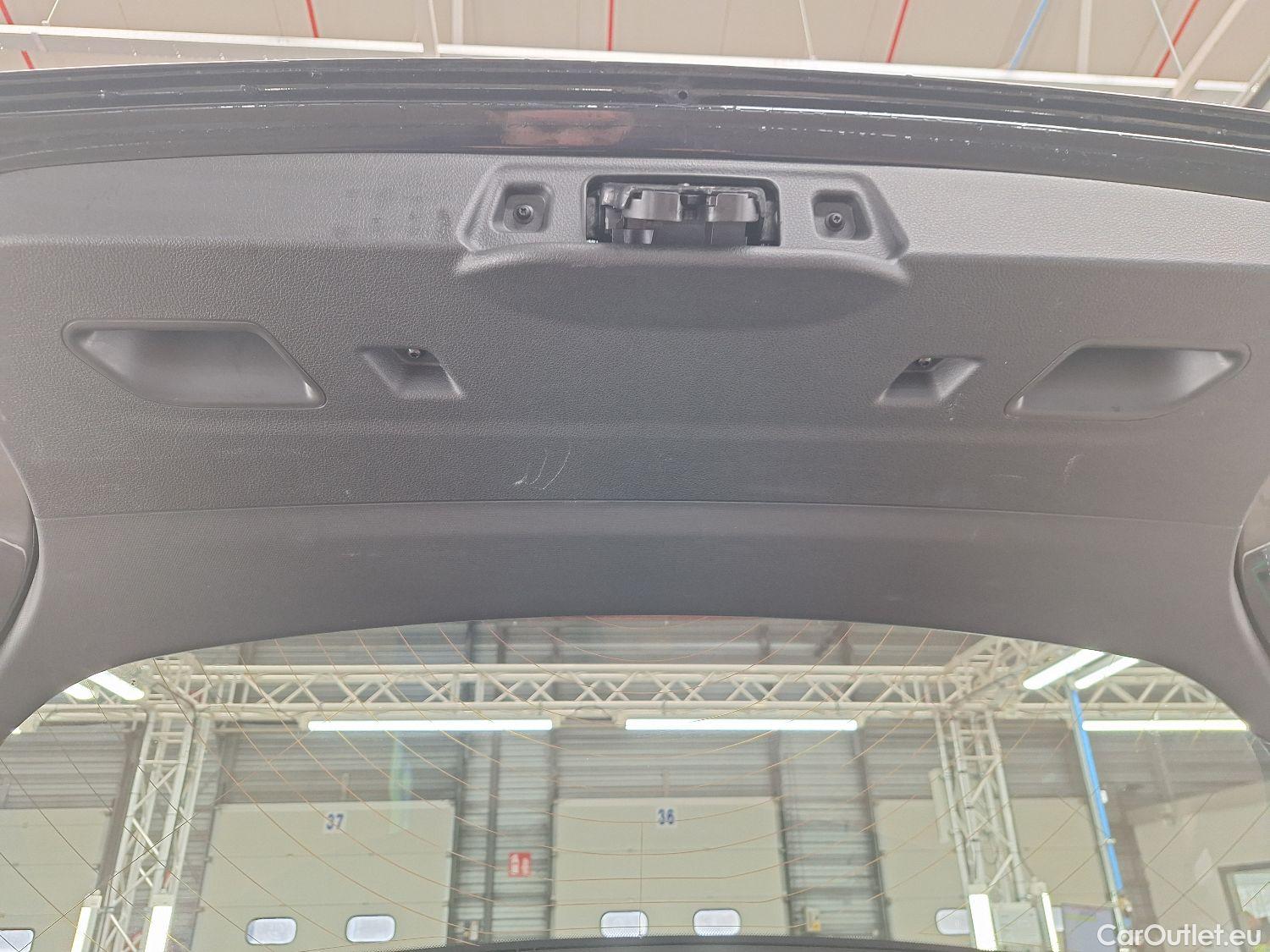  Bmw  Serie 1 BMW, 1-serie '15, BMW 1 Reeks Hatch 118d (110 kW) Aut. 5d #40