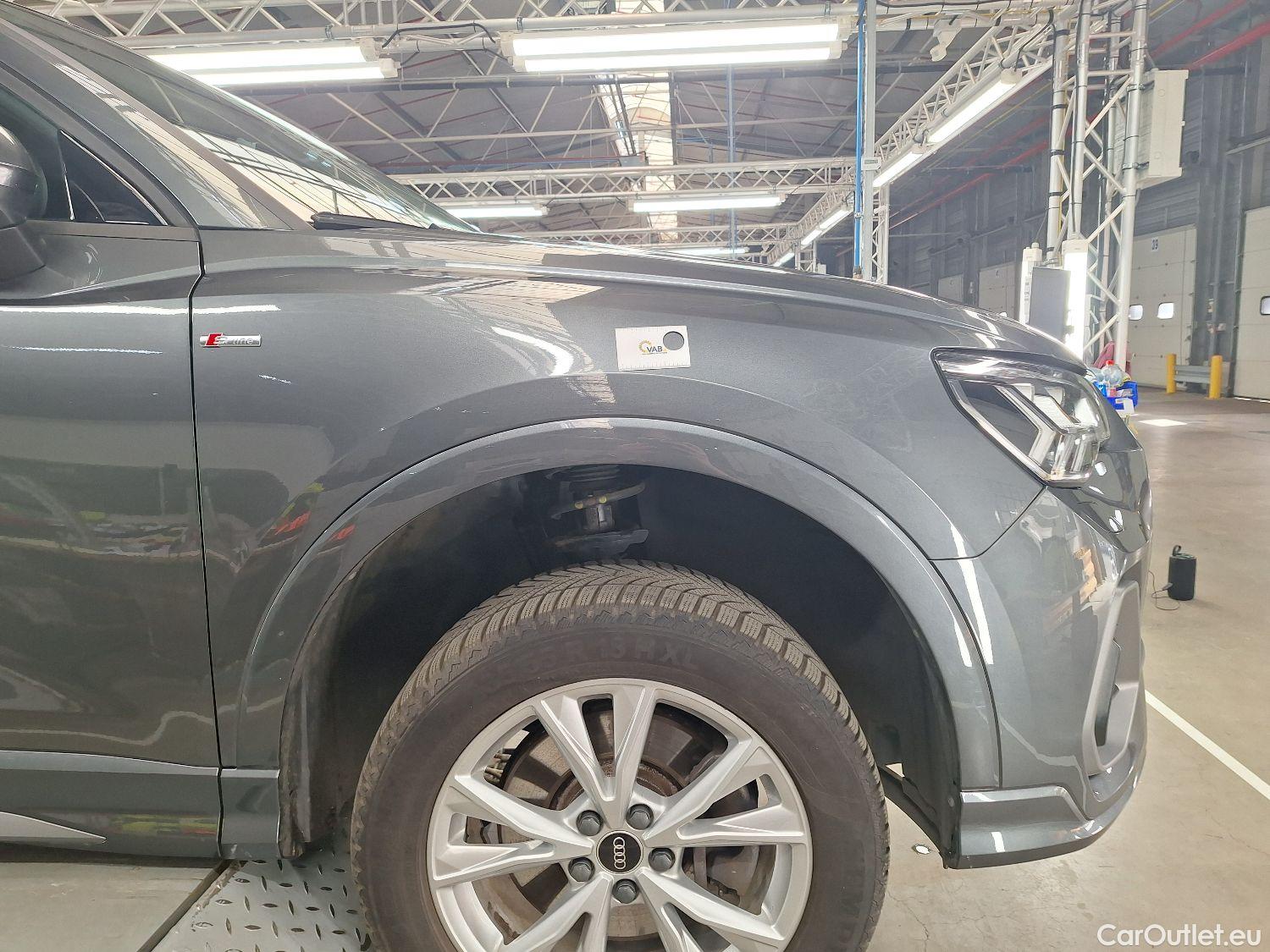  Audi  Q3 Audi,  '18 PHEV, Audi  45 TFSI e S tronic S Line 5d #10