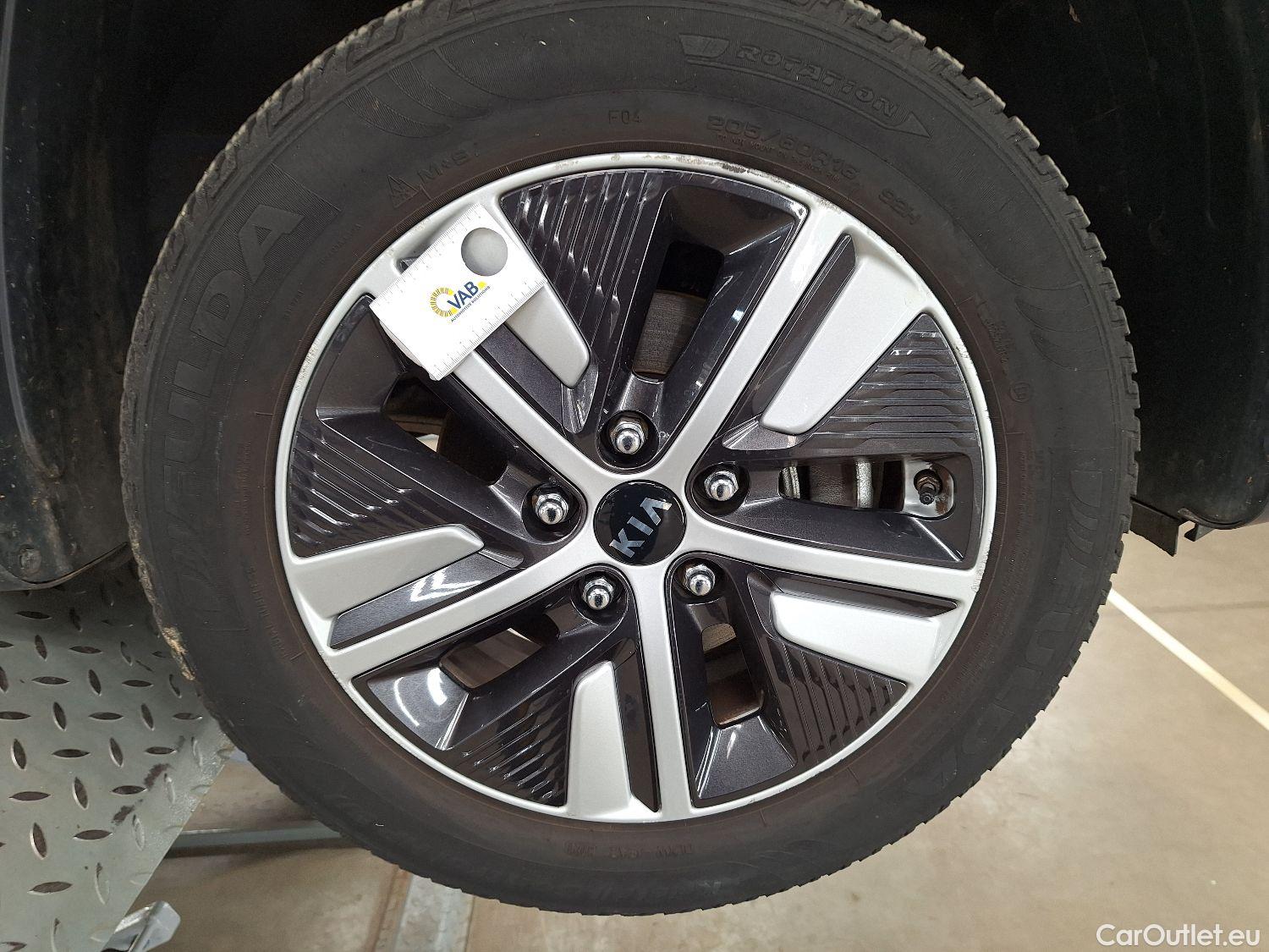  KIA  Niro Kia,  FL'19, KIA  Business Line 1.6 GDi HEV 6DCT 5d #13