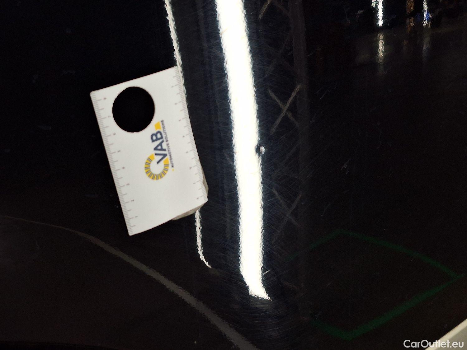  Hyundai  H-1 Hyundai, , Hyundai  People 2.5 CRDi 100kW Executive 5d #52