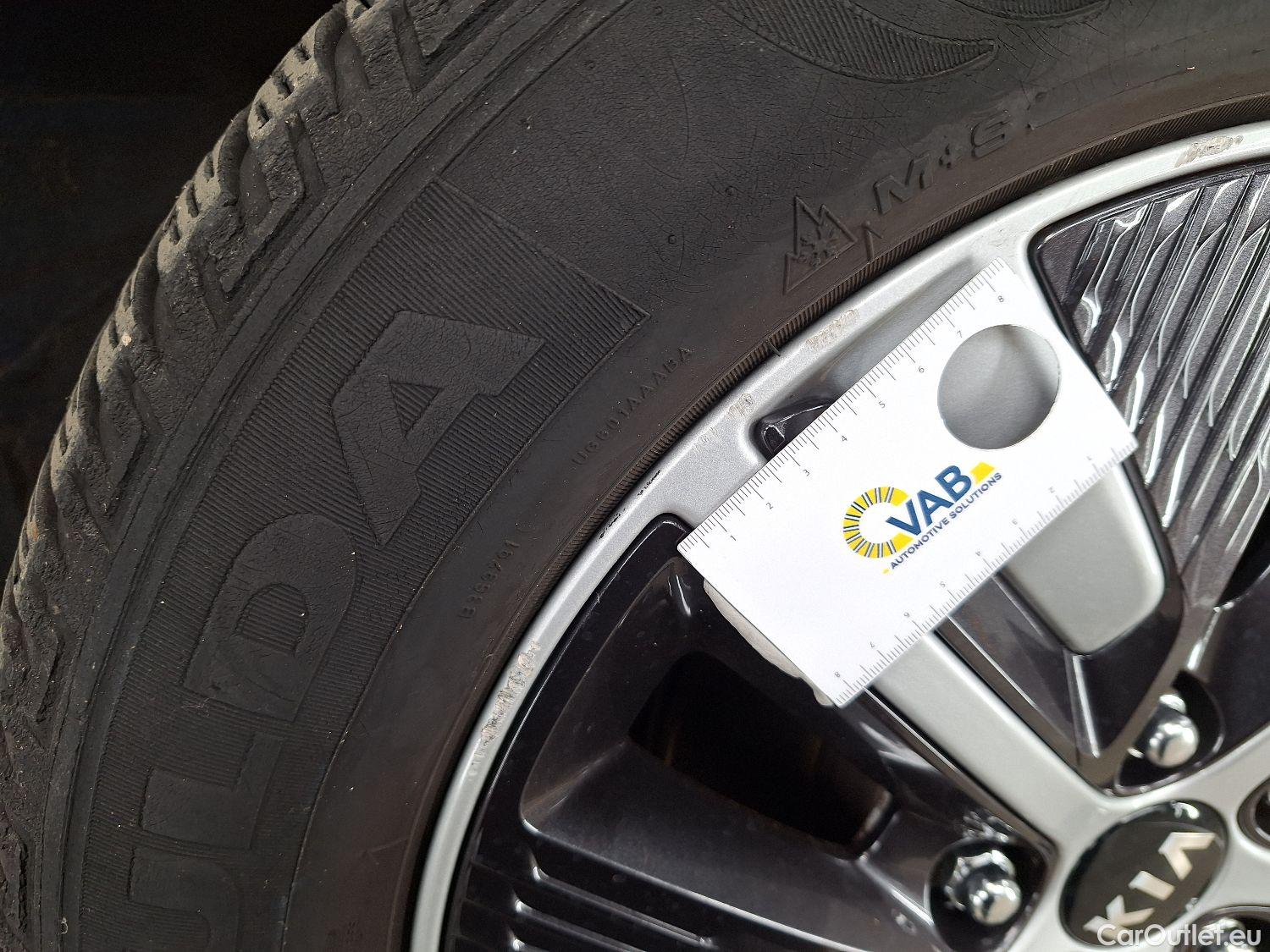  KIA  Niro Kia,  FL'19, KIA  Business Line 1.6 GDi HEV 6DCT 5d #14