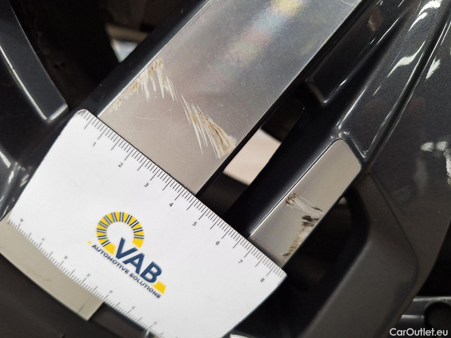  Peugeot  3008 Peugeot,  FL'20, Peugeot  1.5 BlueHDi 96kW S&S EAT8 Allure Pack #58