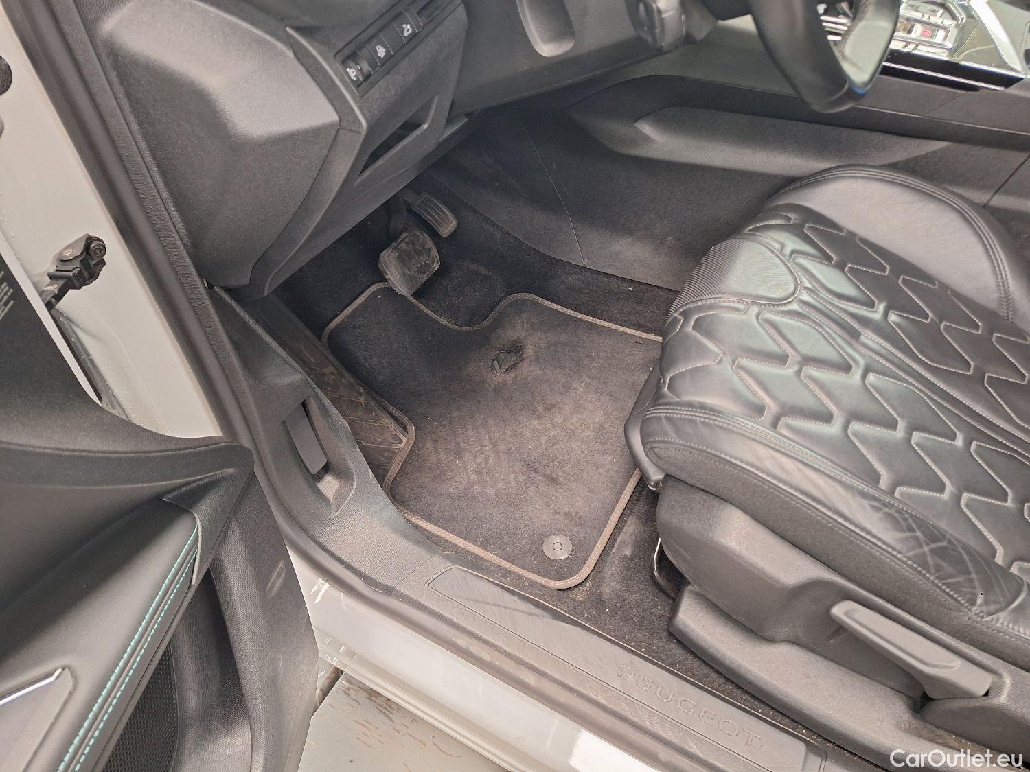  Peugeot  5008 Peugeot,  FL'20, Peugeot  1.5 BlueHDi 96kW S&S EAT8 Allure Pack #10