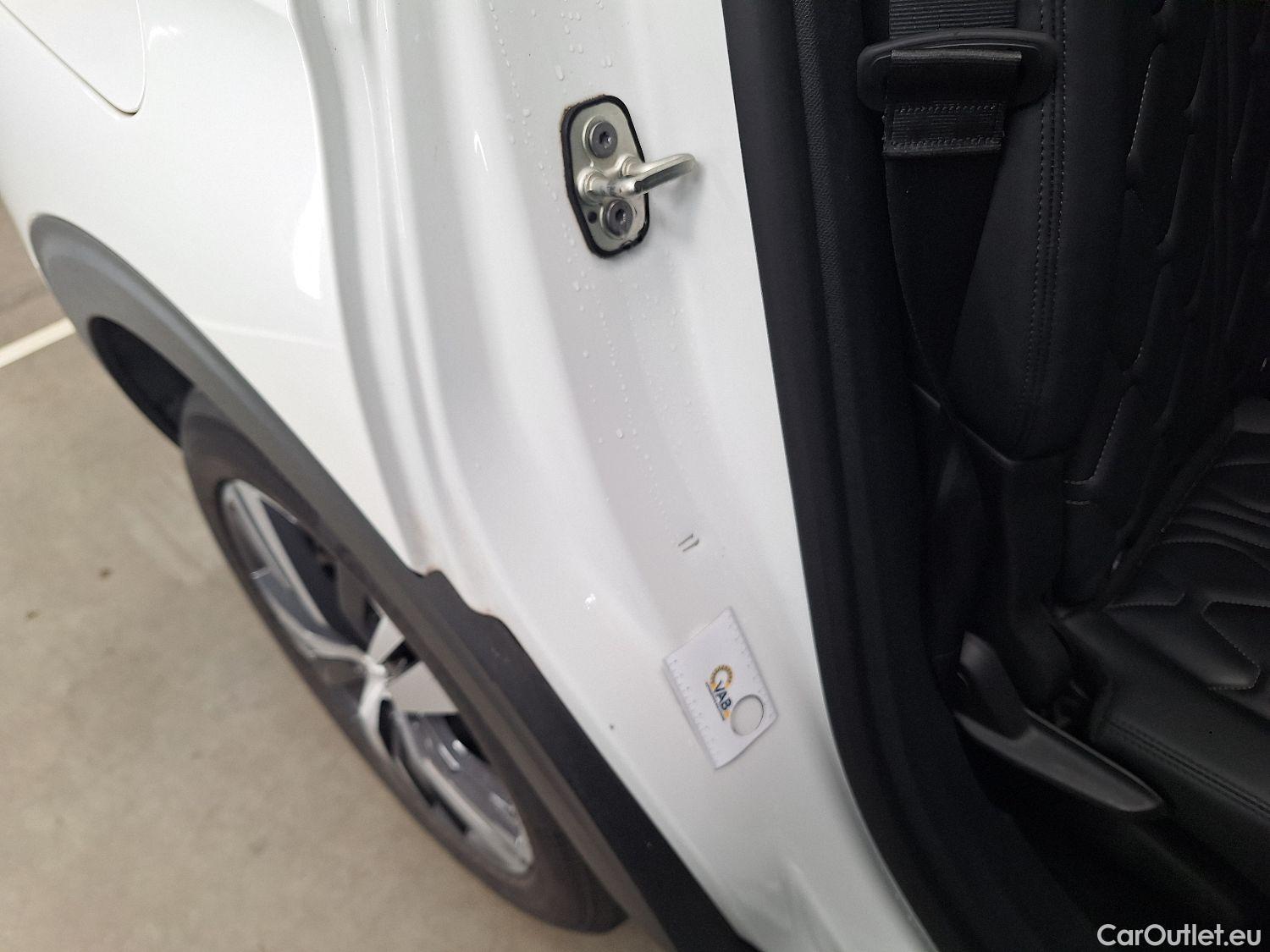  Peugeot  5008 Peugeot,  FL'20, Peugeot  1.5 BlueHDi 96kW S&S EAT8 Allure Pack #33