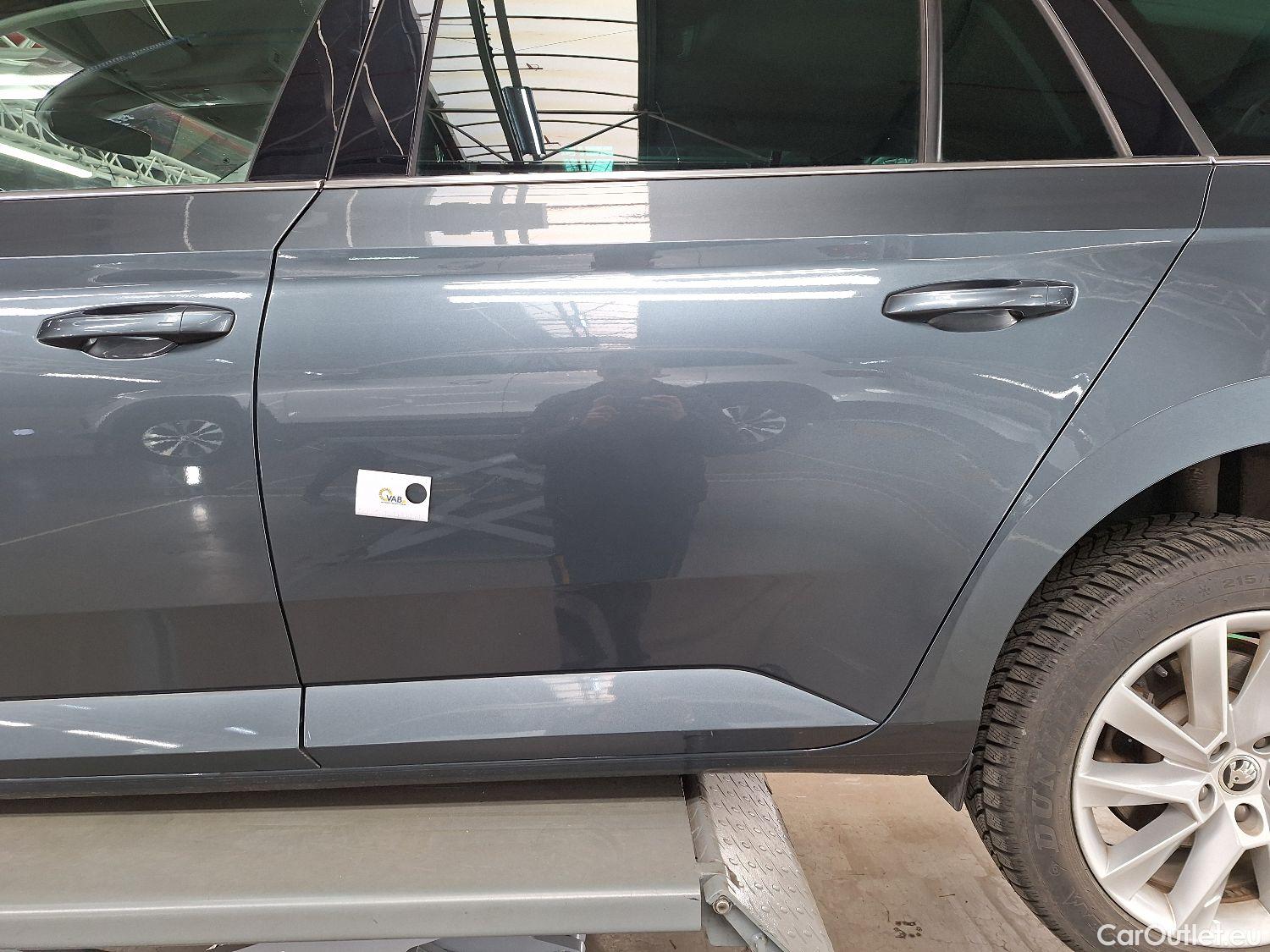  Skoda  Superb Skoda,  Combi FL'19, Skoda  Combi 1.4 TSI iV 160kW DSG6 Style 5d #30