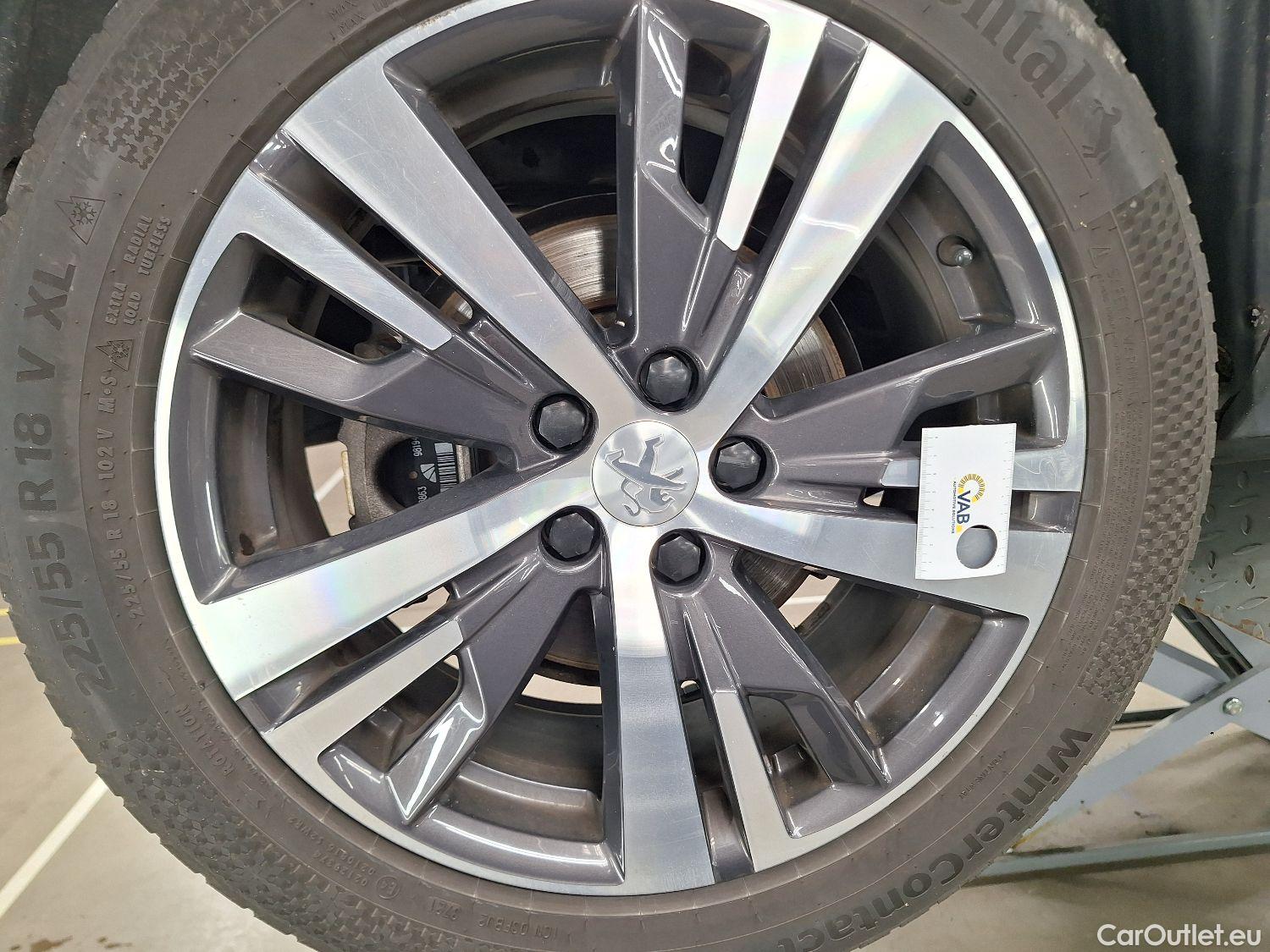  Peugeot  5008 Peugeot,  FL'20, Peugeot  1.5 BlueHDi 96kW S&S EAT8 Allure Pack #5