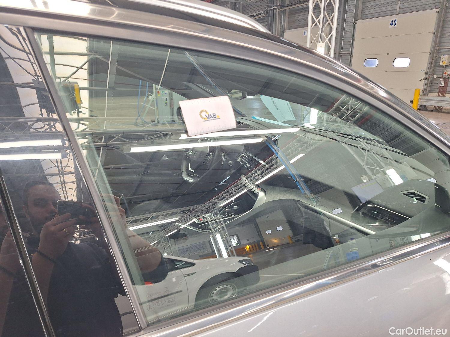  Peugeot  5008 Peugeot,  FL'20, Peugeot  1.5 BlueHDi 96kW S&S EAT8 GT 5d #21