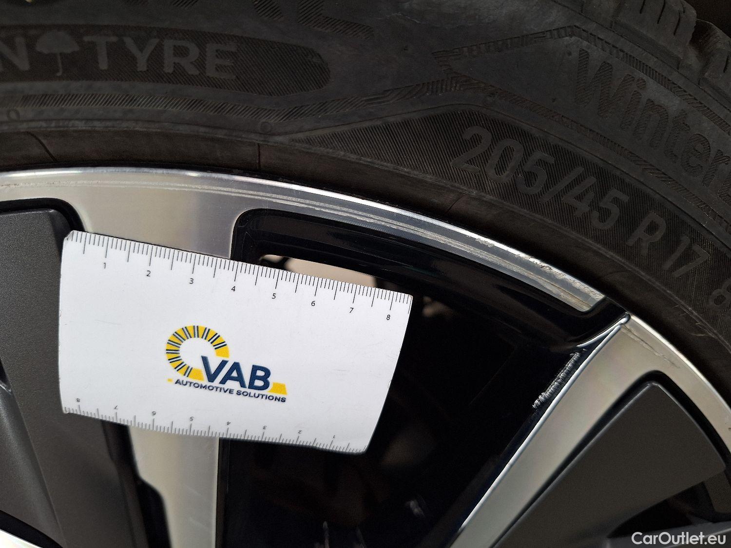  Peugeot  208 Peugeot,  '19, Peugeot  1.5 BlueHDi 100 MAN6 S&S GT 5d #7