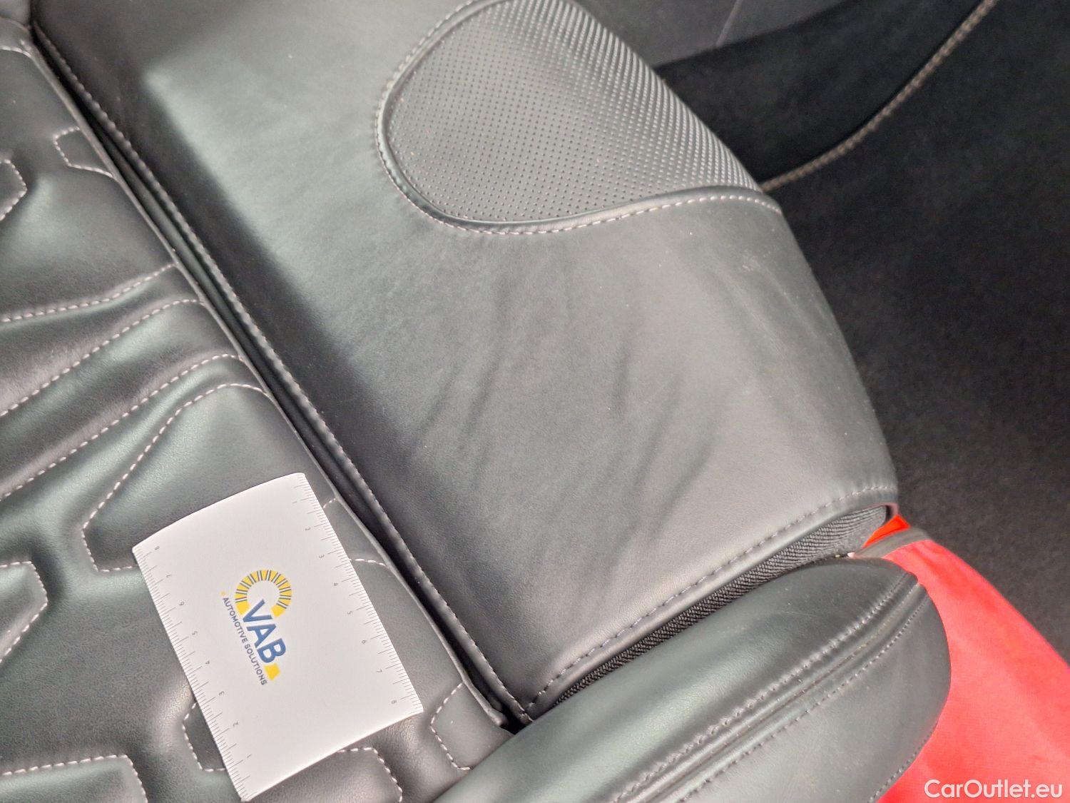  Peugeot  5008 Peugeot,  FL'20, Peugeot  1.5 BlueHDi 96kW S&S EAT8 GT Pack 5d #26