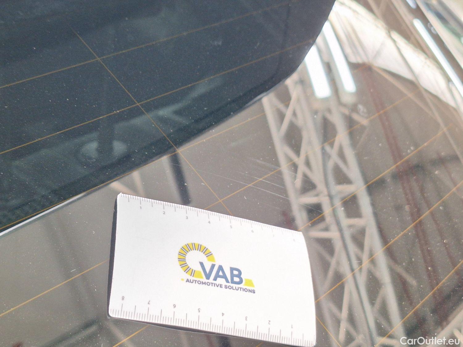  Peugeot  208 Peugeot,  '19, Peugeot  1.5 BlueHDi 100 MAN6 S&S GT 5d #32