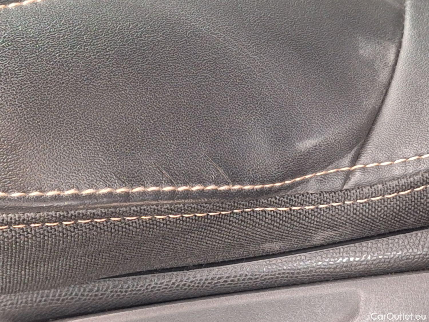  Peugeot  5008 Peugeot,  FL'20, Peugeot  1.5 BlueHDi 96kW S&S EAT8 GT 5d #30