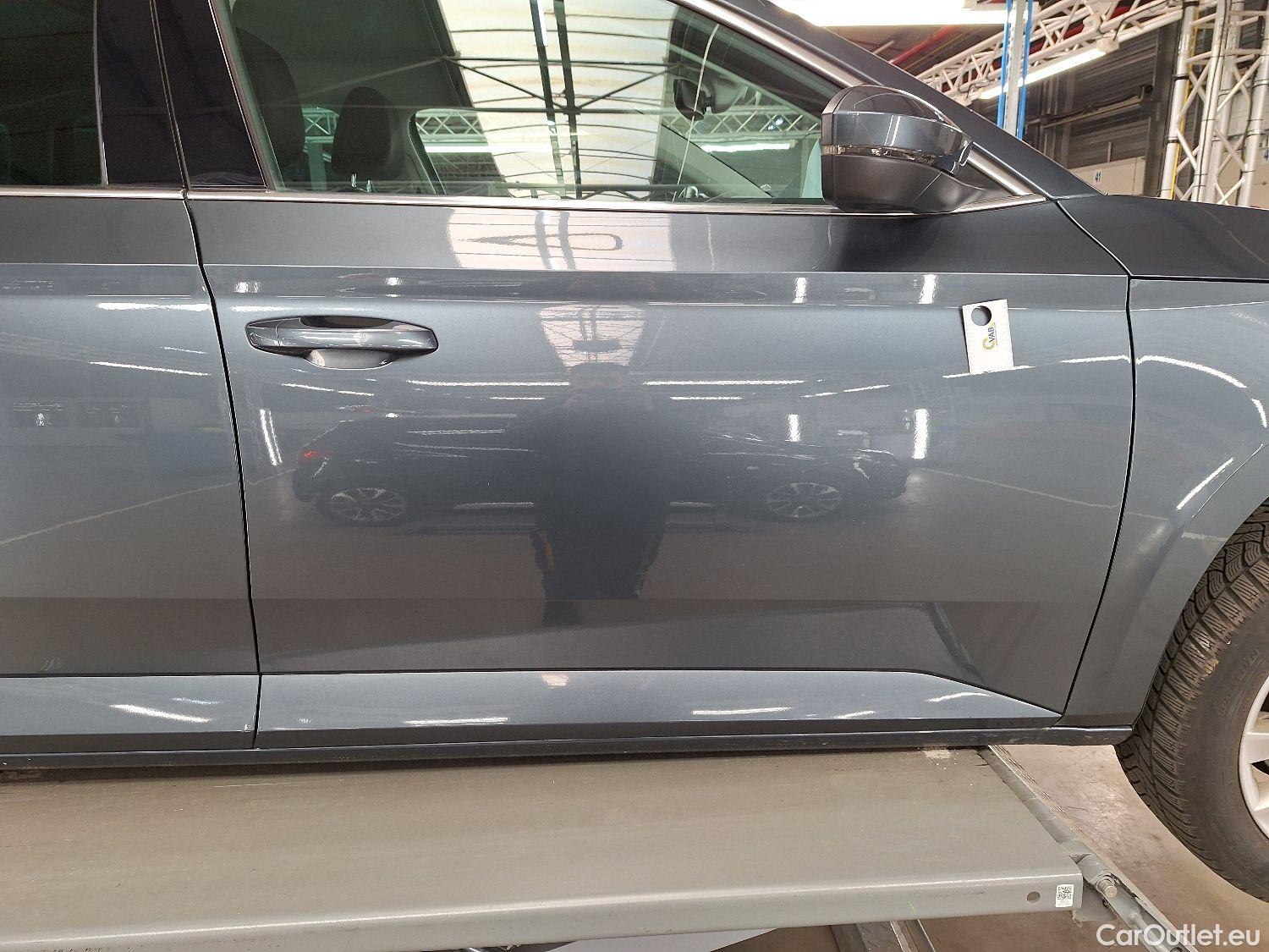  Skoda  Superb Skoda,  Combi FL'19, Skoda  Combi 1.4 TSI iV 160kW DSG6 Style 5d #18