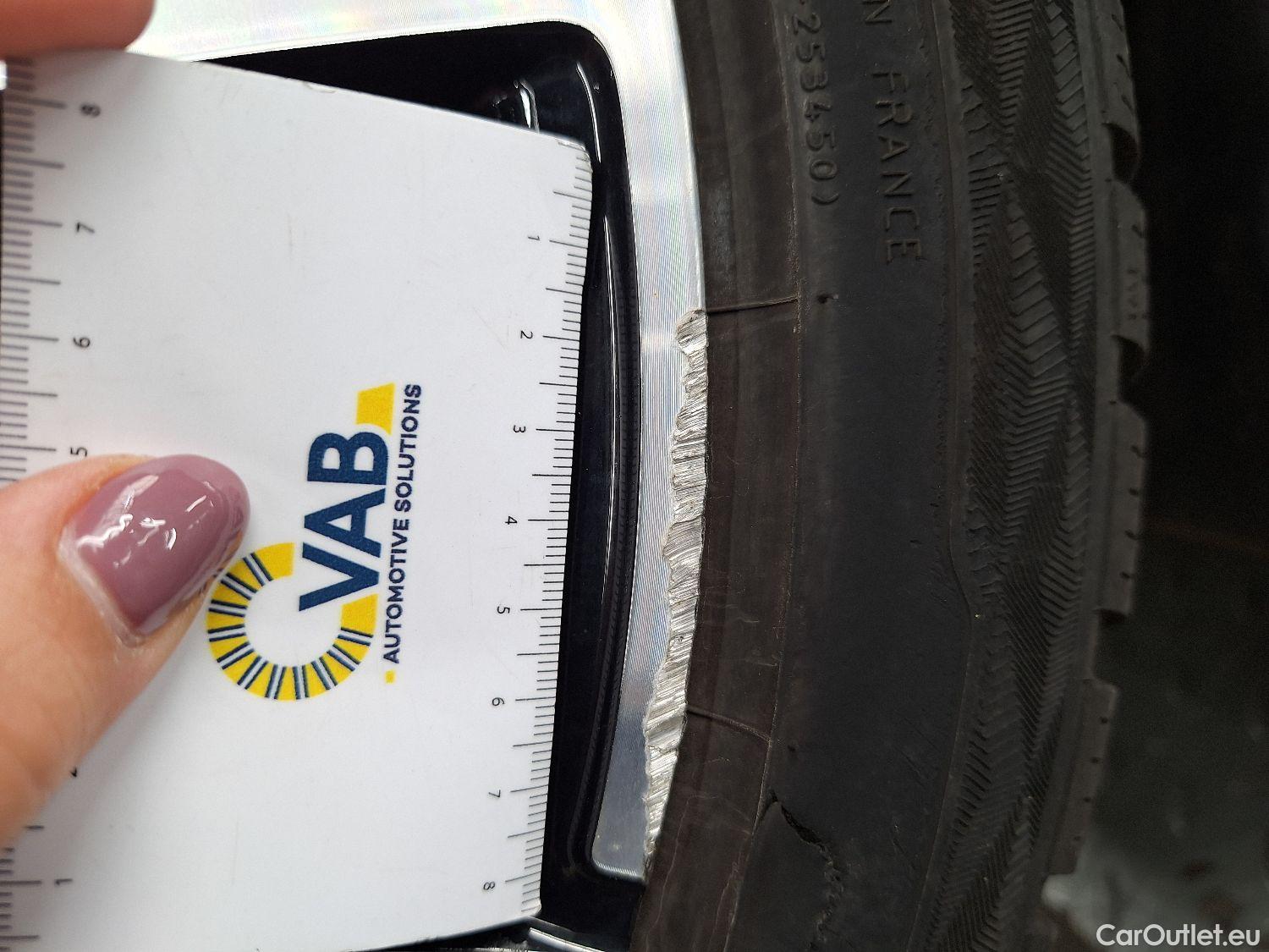  Peugeot  208 Peugeot,  '19, Peugeot  1.5 BlueHDi 100 MAN6 S&S GT 5d #9