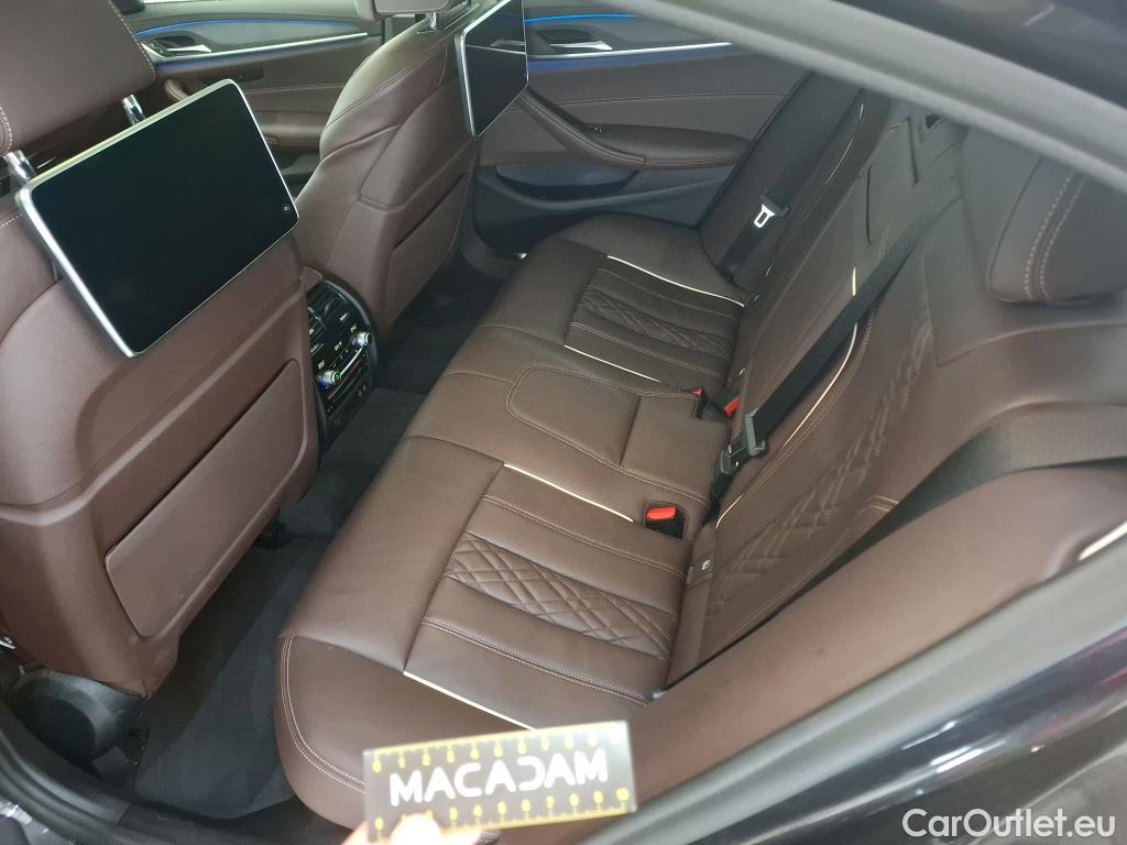  Bmw  Serie 5 BMW Série 5 / 2020 / 4P / Berline 545e xDrive 394ch Luxury BVA8 #18