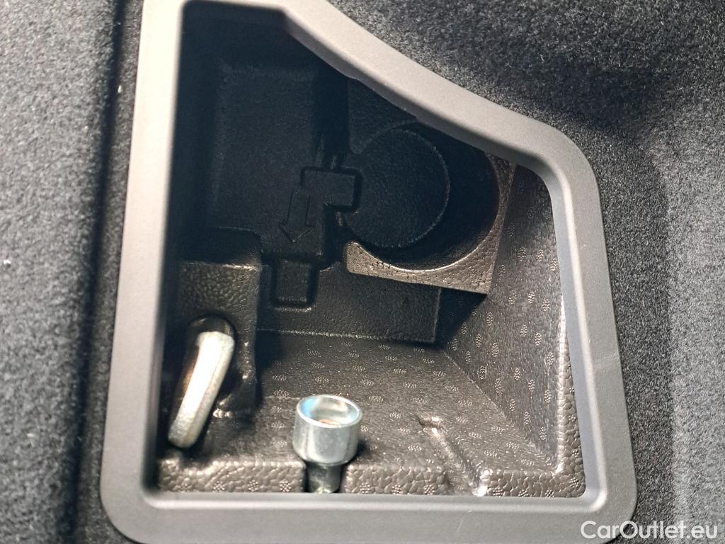  Land Rover  Discovery BMW Série 7 Berline / 2022 / 4P / Berline 750e xDrive 490ch BVA8 (Ex V185) #4