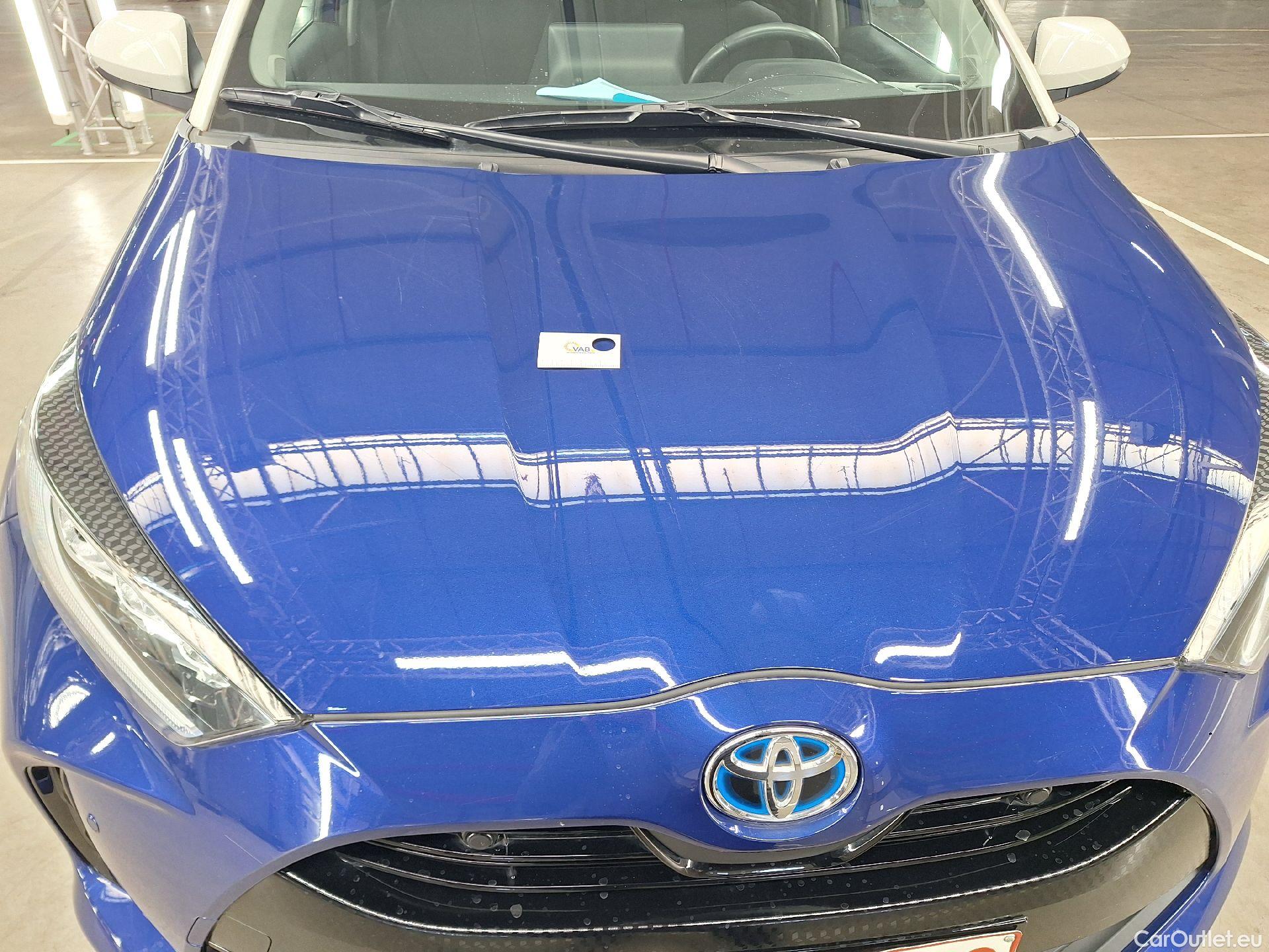  Toyota  Yaris Toyota,  '20, Toyota  1.5 VVT-i Hybrid Iconic e-CVT 5d #1