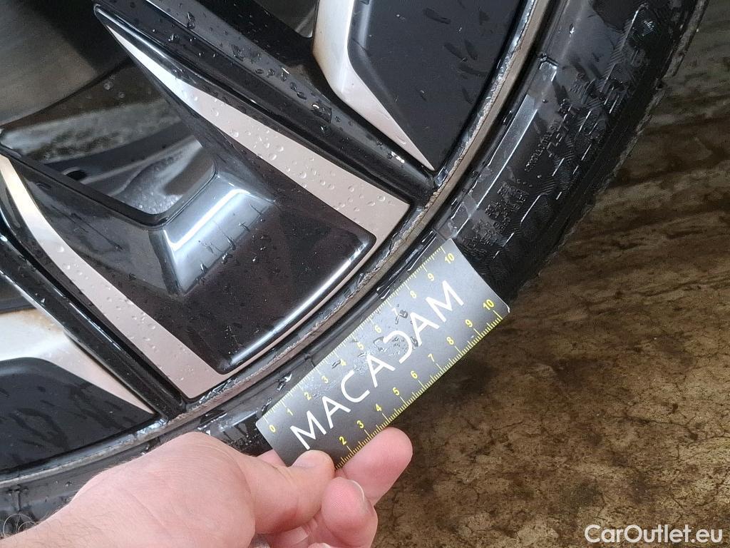  Bmw  Serie 5 BMW Série 5 / 2020 / 4P / Berline 545e xDrive 394ch Luxury BVA8 #7