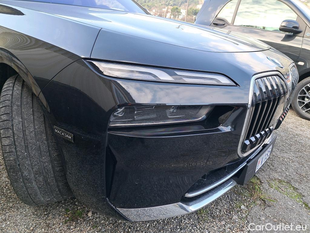  Land Rover  Discovery BMW Série 7 Berline / 2022 / 4P / Berline 750e xDrive 490ch BVA8 (Ex V185) #1